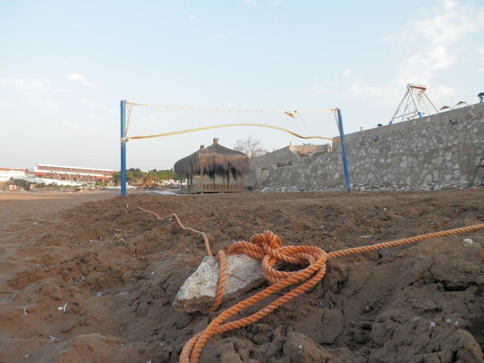 Gefährlich! Acapulco Beach Club & Resort