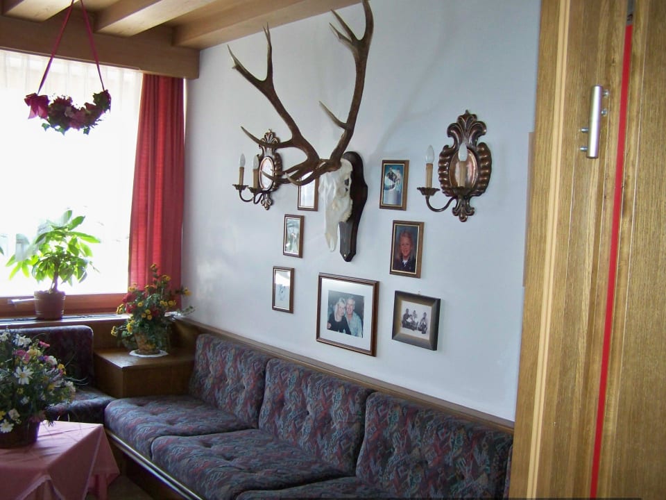 Am Empfang Hotel Gasthof Jäger