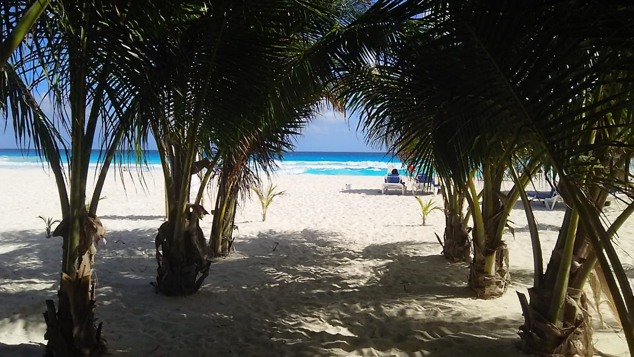 Strand Hotel Flamingo Cancun Resort