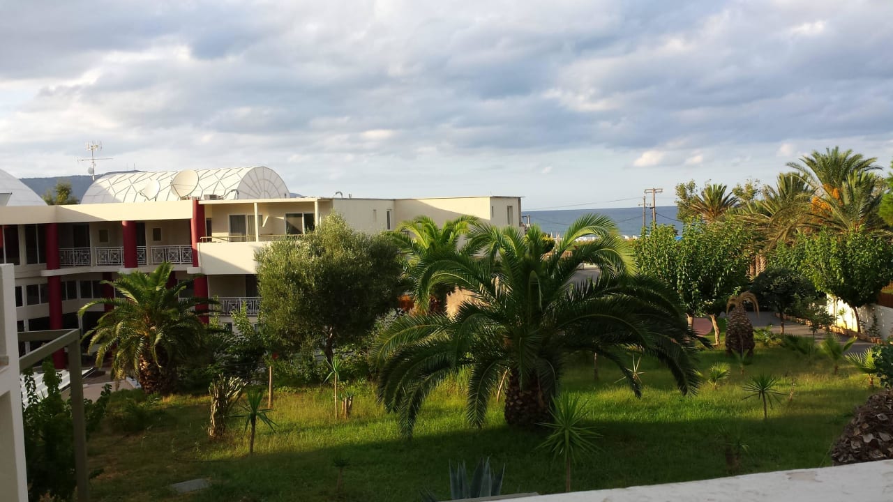 Blick vom Zimmer am Tag HARPIN Georgioupolis Resort Aquapark & SPA