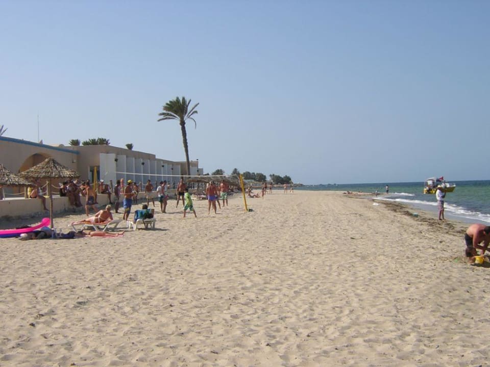 am Strand, andere Richtung Zita Beach Resort