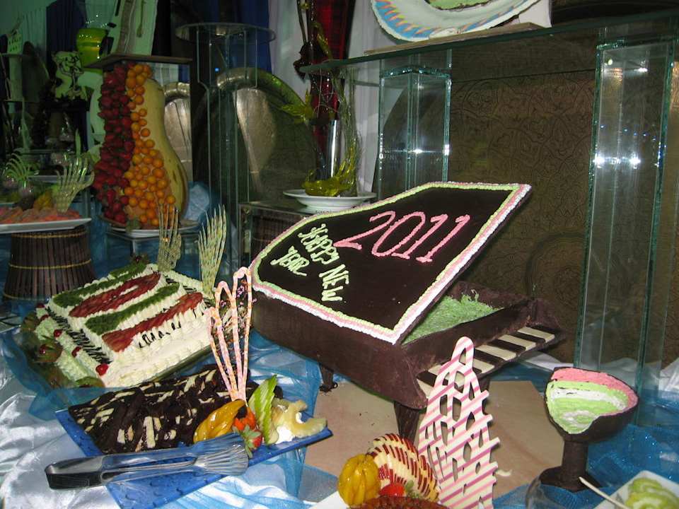 Silvesterbuffet Pickalbatros Alf Leila Wa Leila Resort - Neverland Hurghada