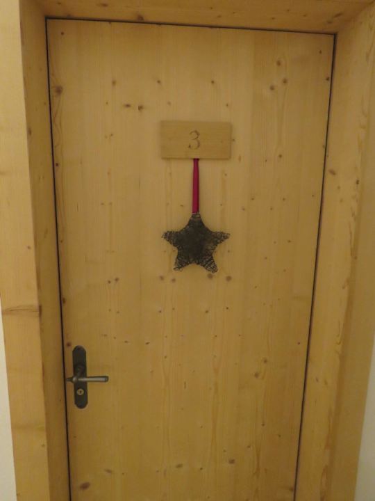 Unser Zimmer 3 Chesa Staila Hotel - B&B