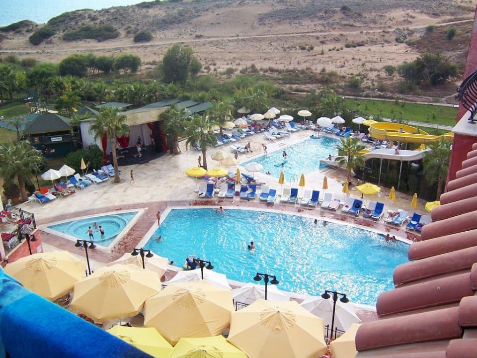 Pool Royal Atlantis Beach Hotel
