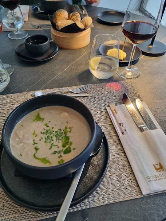 Gastro Knossos Beach Bungalows Suites Resort & Spa