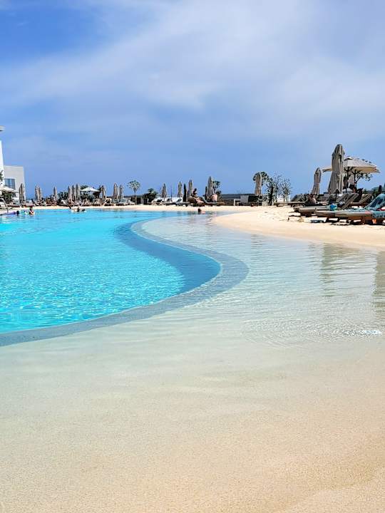 Pool Anda Barut Collection