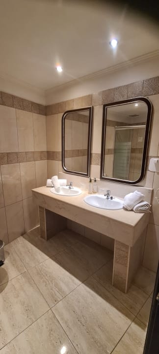 Zimmer Sandy Beach Resort