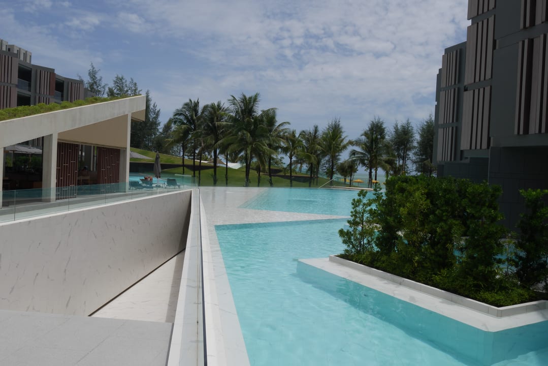 Pool La Vela Khao Lak