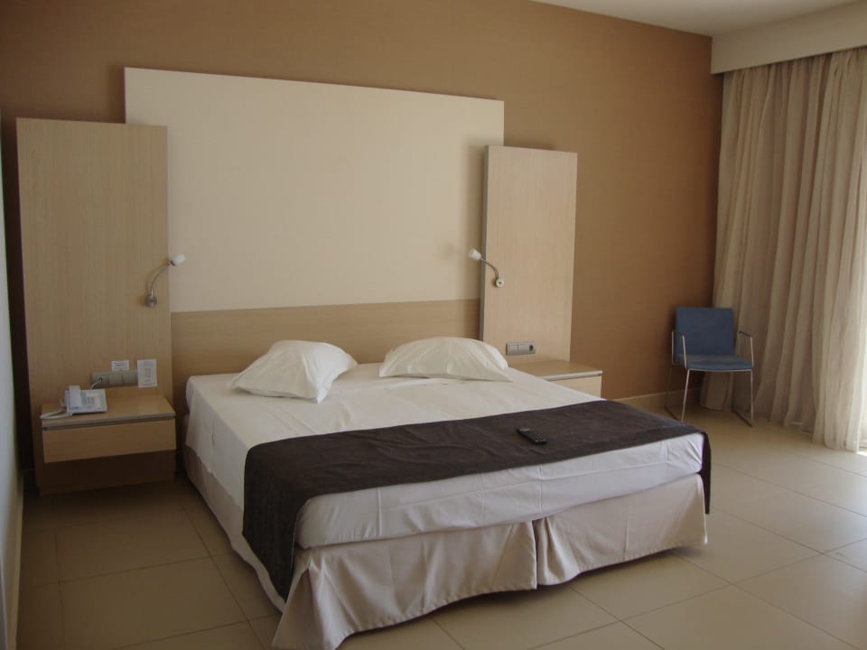 Recht grosses Zimmer Atlantica Mikri Poli Crete