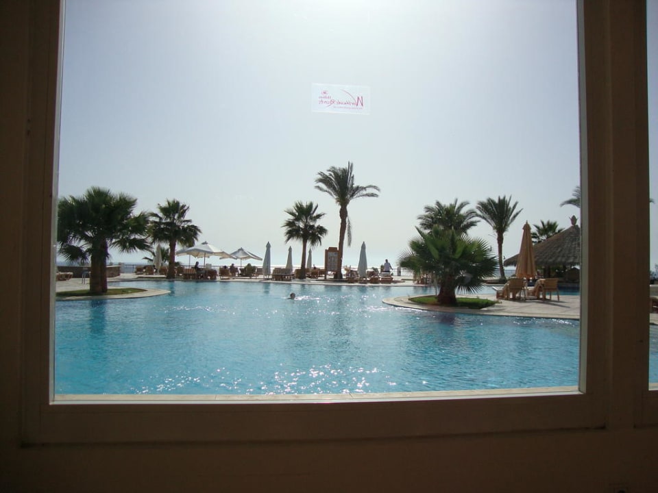 Вид из ресторана Safir Sharm Waterfalls Resort