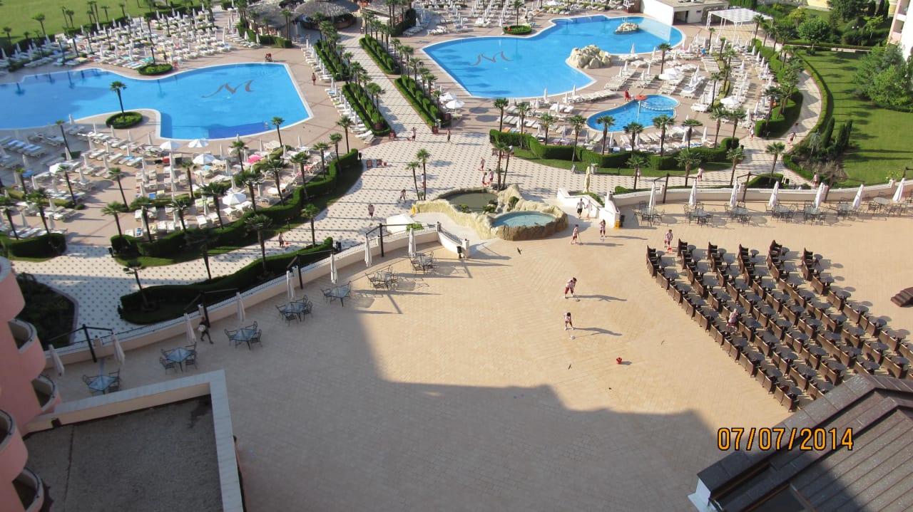 Codzienne sprzątanie DIT Majestic Beach Resort