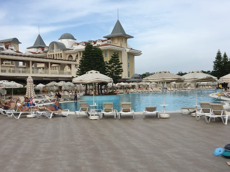 Pool Side Star Resort
