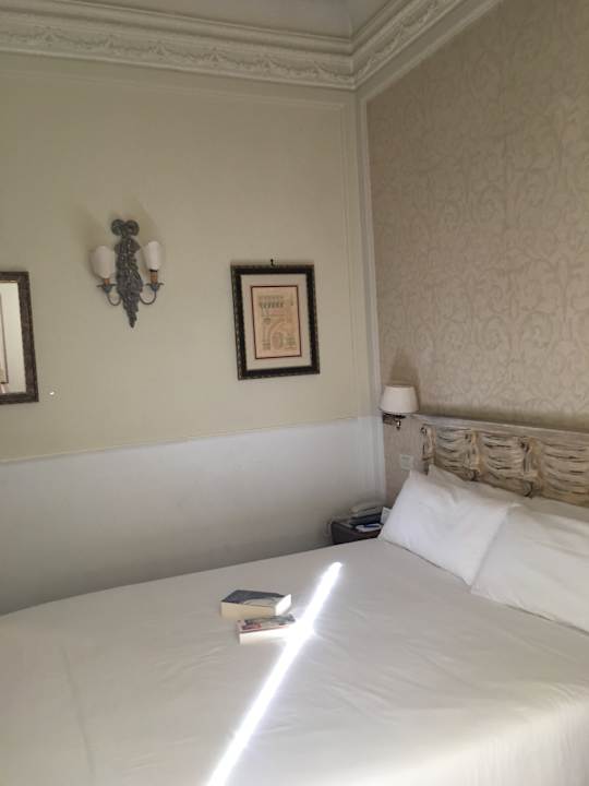 Zimmer NH Firenze Anglo American