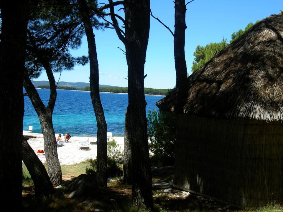 Hütte am Strand Pine Beach Pakostane