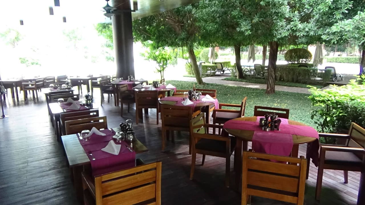 Steakhaus Gloria Serenity Resort