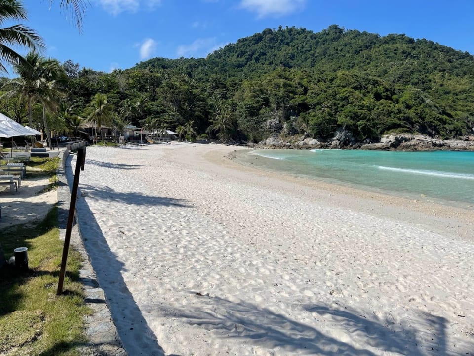 Strand Hotel The Racha