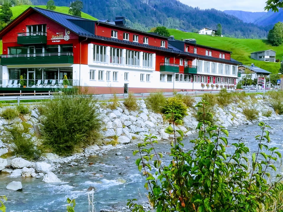 Außenansicht Hotel Schiff