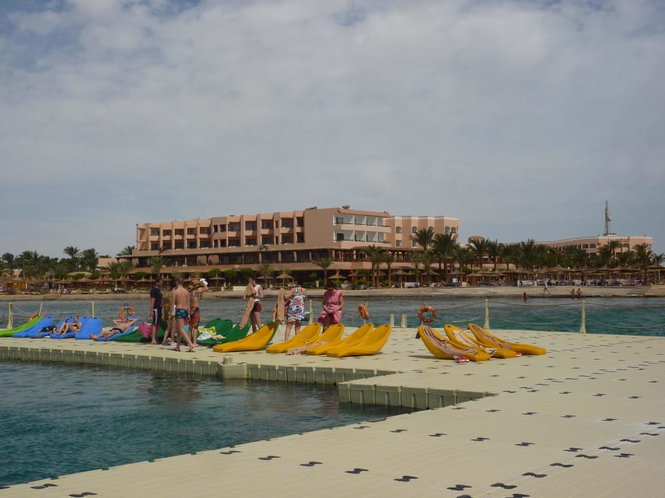 Meerwasserpool Pickalbatros Palace Resort