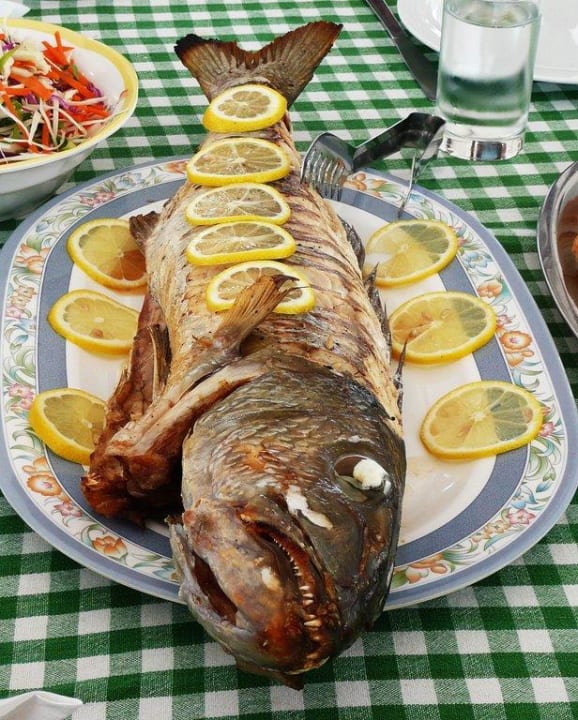 Andreas Monsterfang-Schiffsessen Meeru Maldives Resort Island