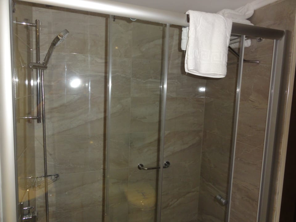 Tolle Dusche Dream World Resort & Spa