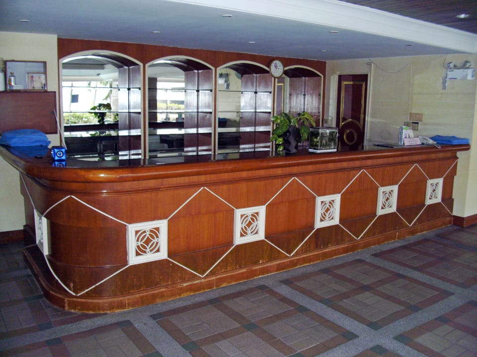 Poolbar Royal Benja Hotel