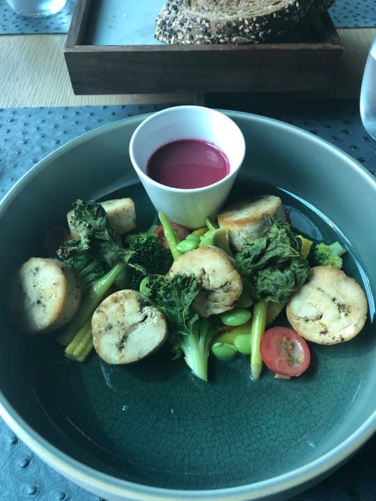 Gastro Saadiyat Rotana Resort &  Villas