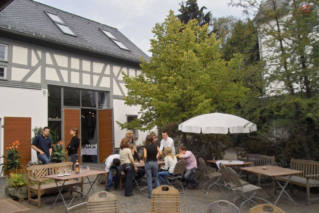 Innenhof; Anbau für Schulungen/Seminare Hotel Freimühle
