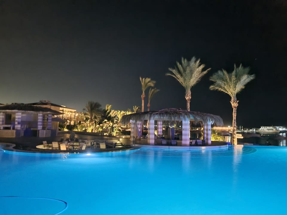 Pool JAZ Elite Casa del Mar Beach