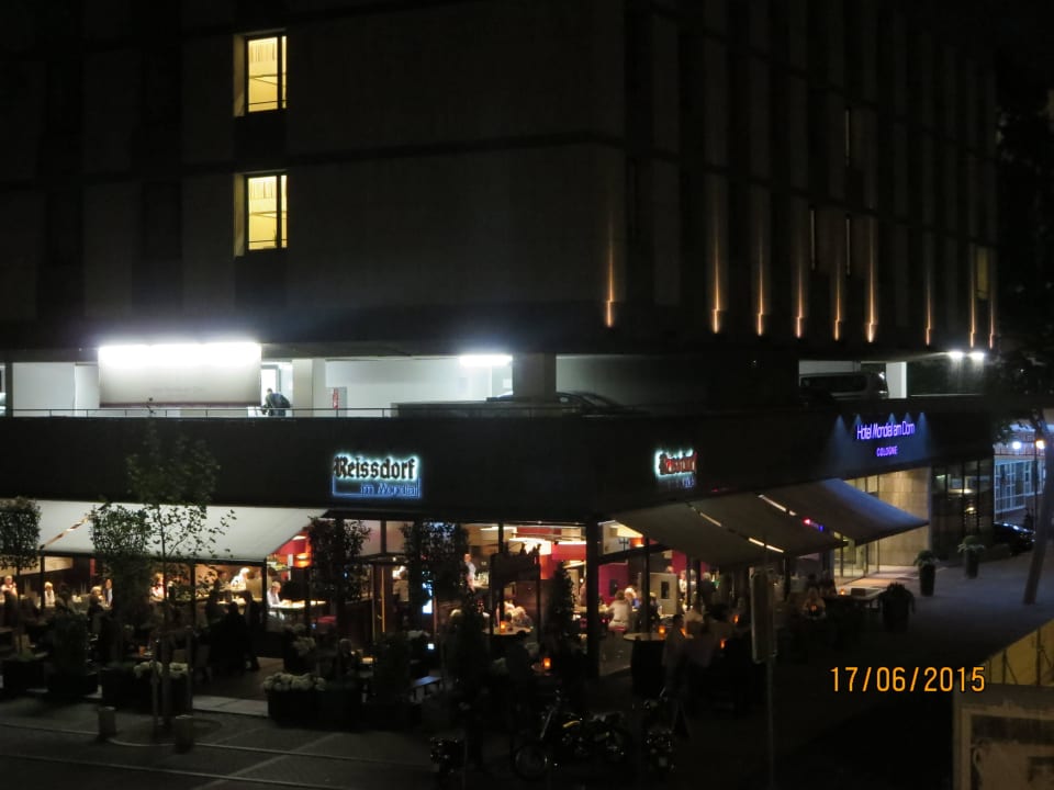 Das Mondial 'at night' Hotel Mondial am Dom Cologne- MGallery