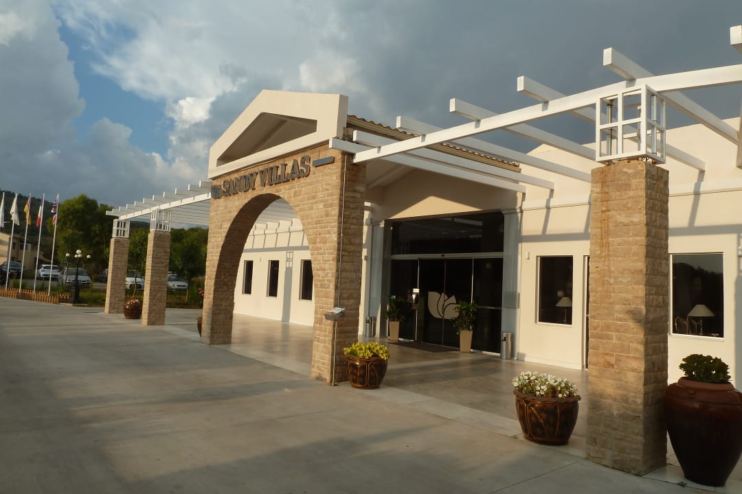 Lobby Sandy Villas Resort