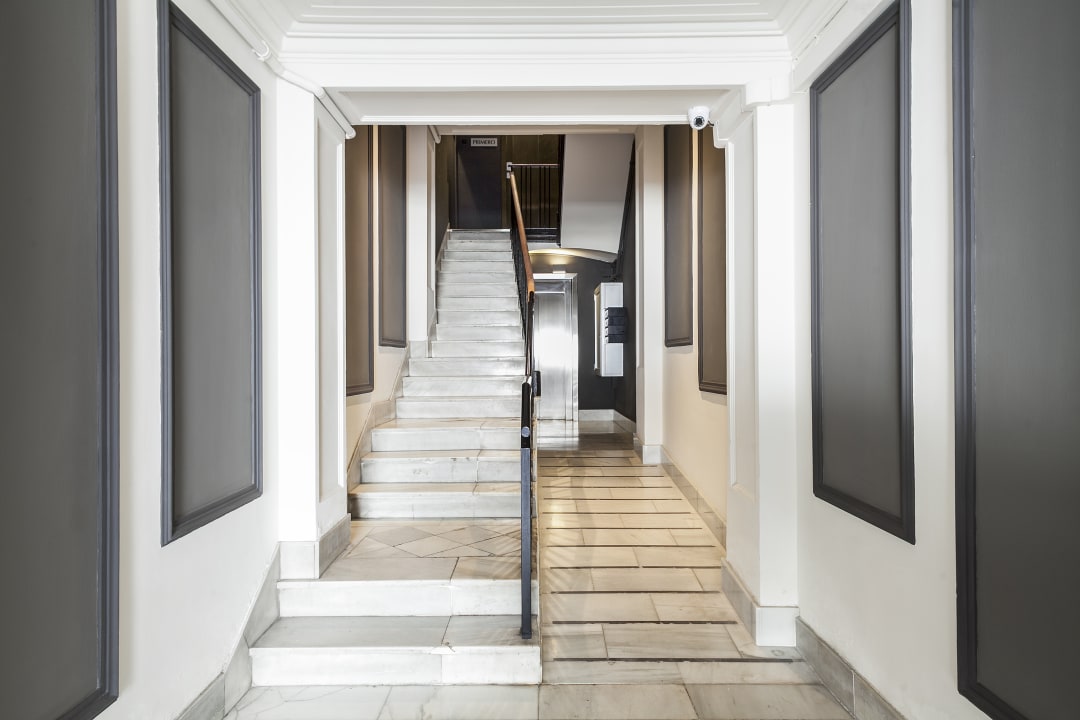 Lobby Apartments Fira Centric