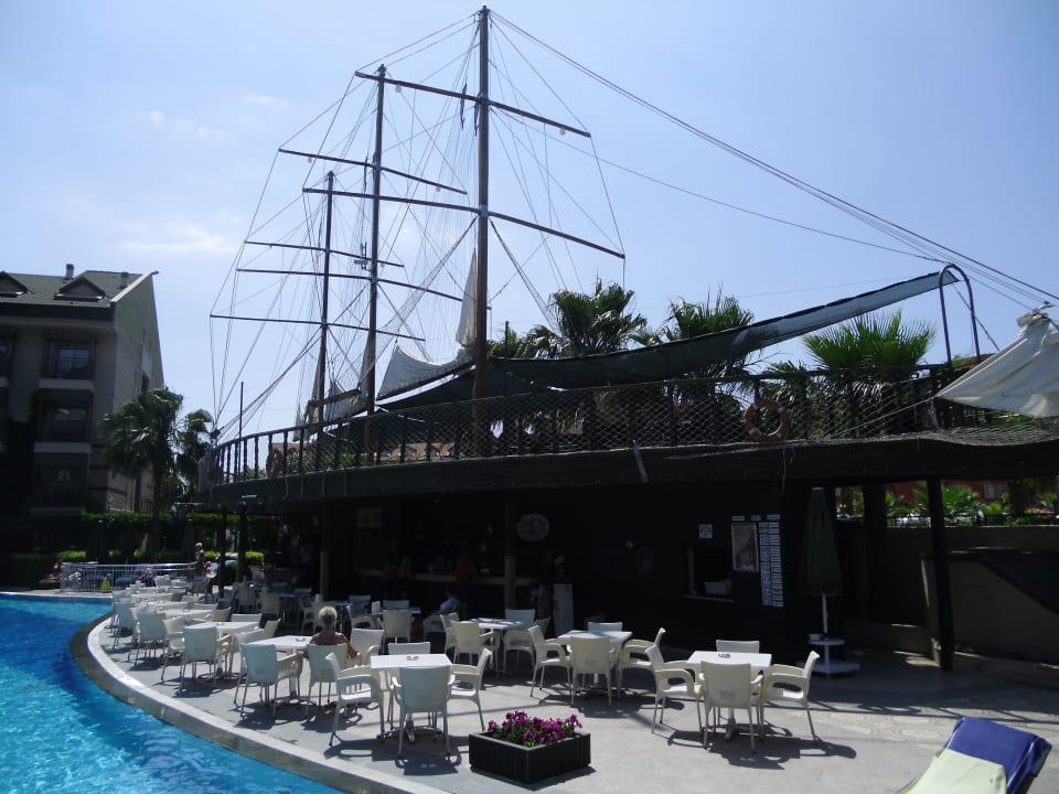 Schiffsrestaurant Can Garden Resort