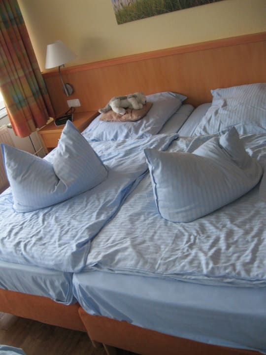 Bett  Ferienwohnungen Ferienpark Weissenhäuser Strand