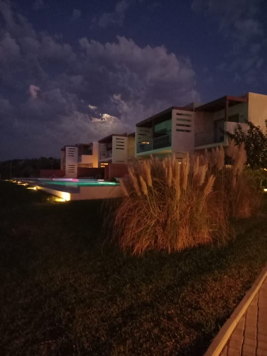 Außenansicht SENTIDO Port Royal Villas & Spa