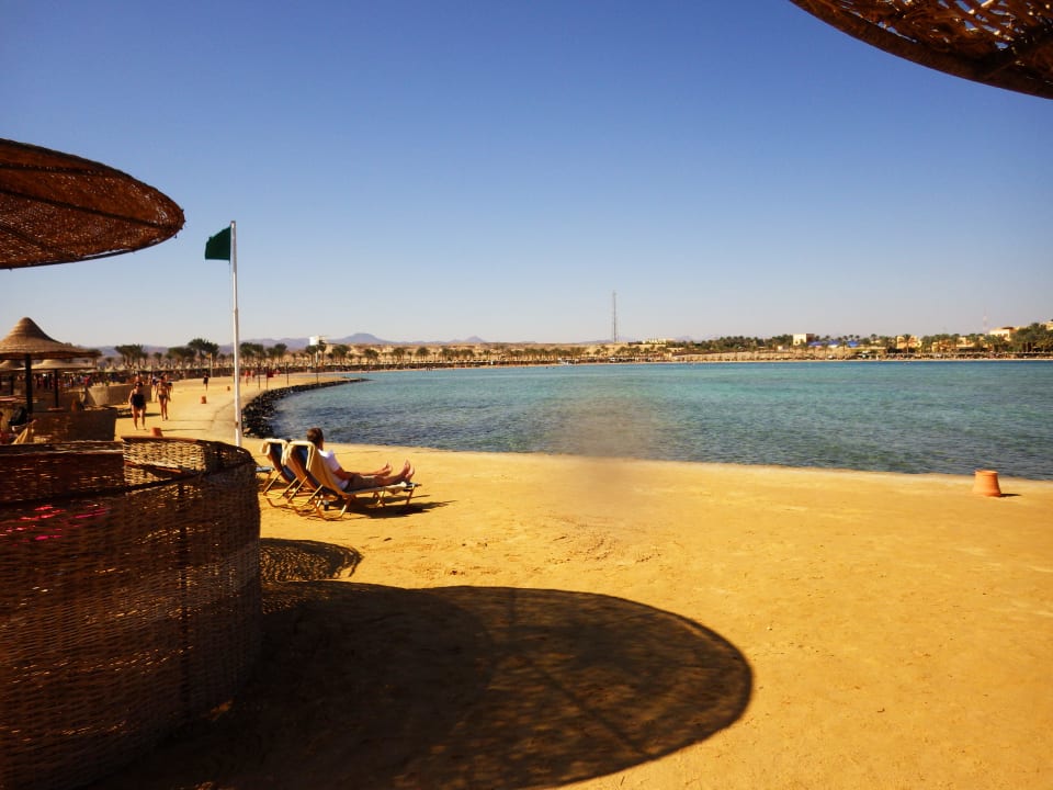 Tolle Schnorchelbucht Jaz Lamaya Resort