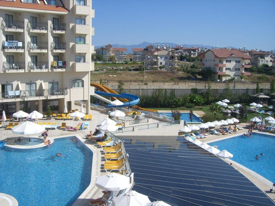 Pool Side Mare Resort & Spa