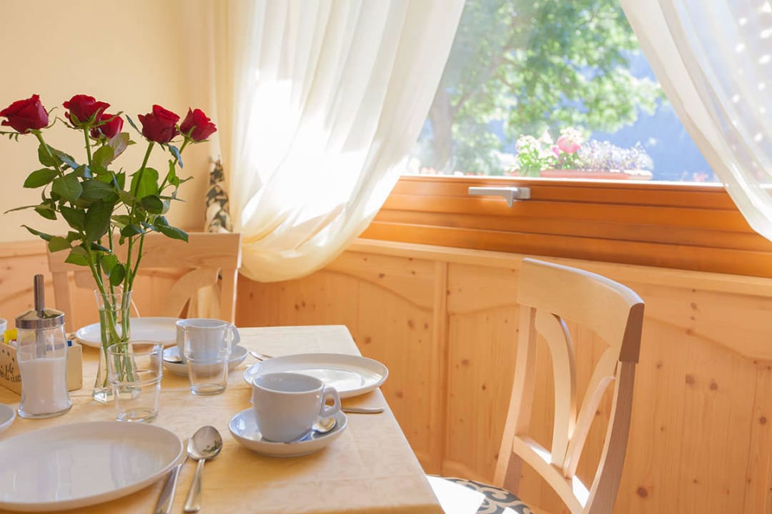 Breakfast table Residence Hotel Raggio Di Luce