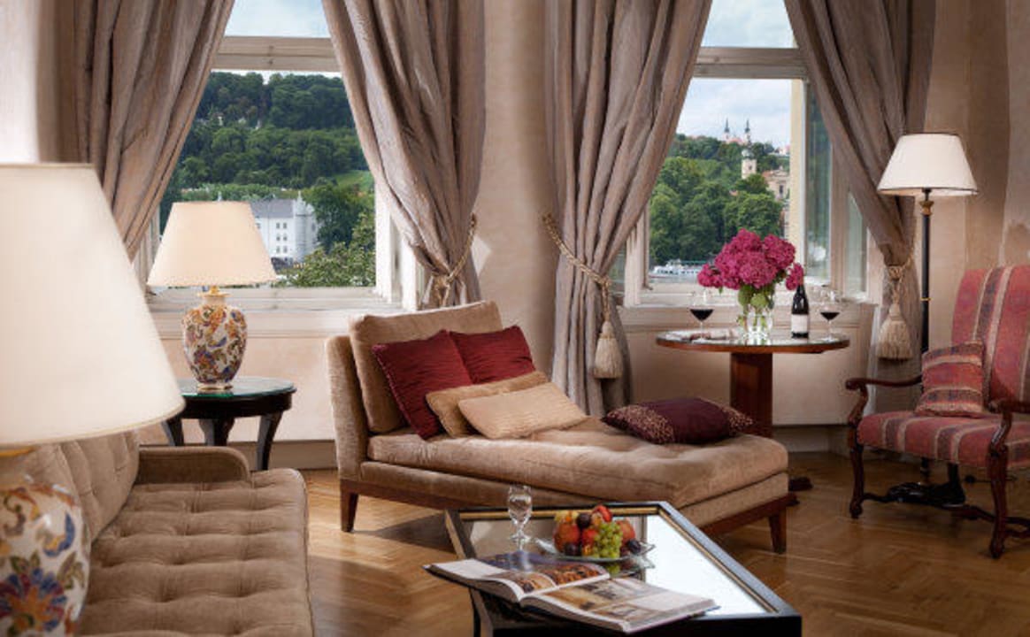 Deluxe Suite The Mozart Prague - Preferred Hotels & Resorts