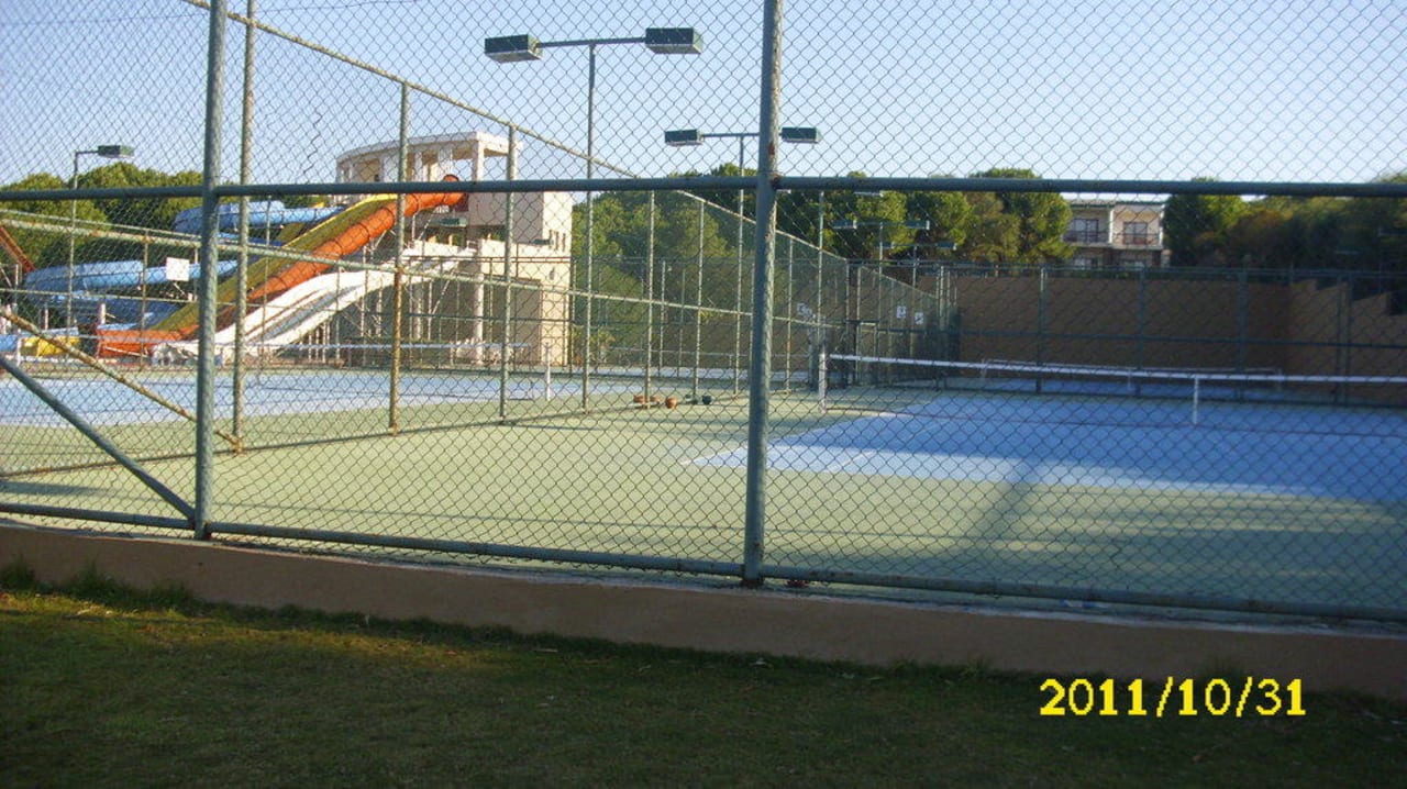 Tennisplätze mit Wasserrutschen Voyage Belek Golf & Spa