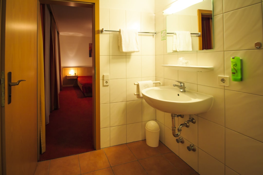 Zimmer Hotel Schwarzer Adler