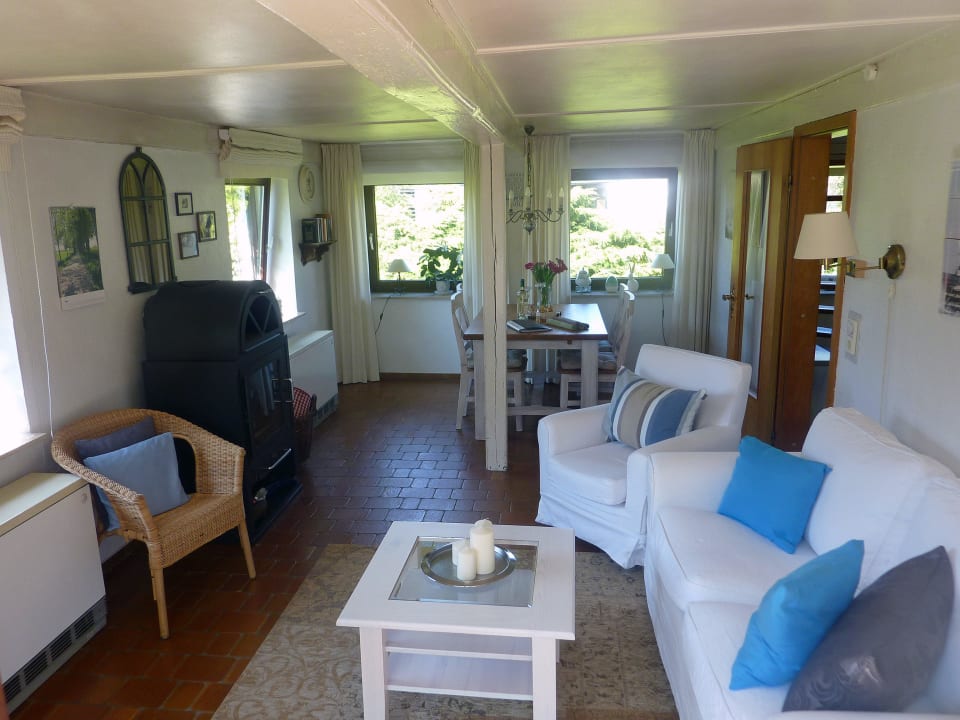 Wohn-Esszimmer Bauernhaus Ostseehof – Ferienhäuser mit Meerblick