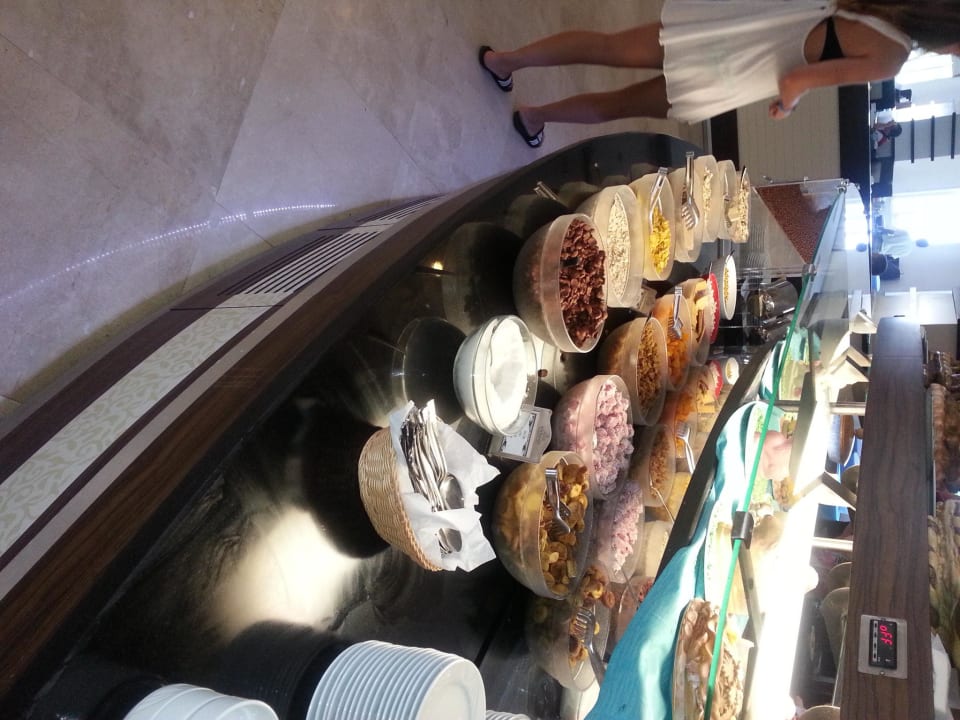 Corn Flakes in allen Variationen  Side Prenses Resort & Spa