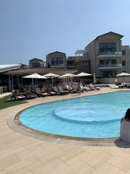 Pool Istion Club & Spa