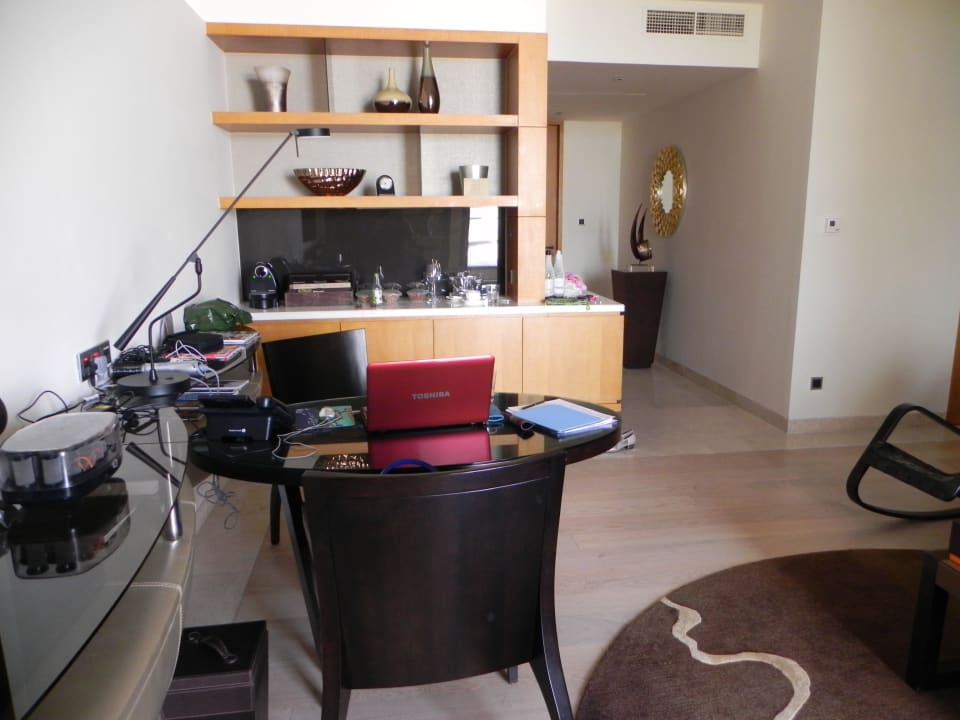 The lounge Park Hyatt Abu Dhabi Hotel and Villas