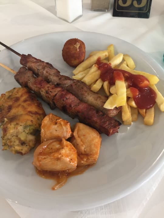 Gastro Delfina Tropic Beach