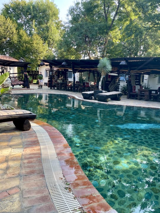 Pool Ara E Vjeter Resort