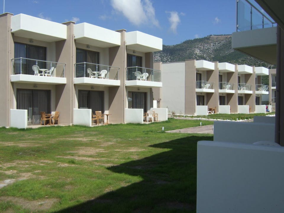 Budovy hotelu Alea Hotel & Suites