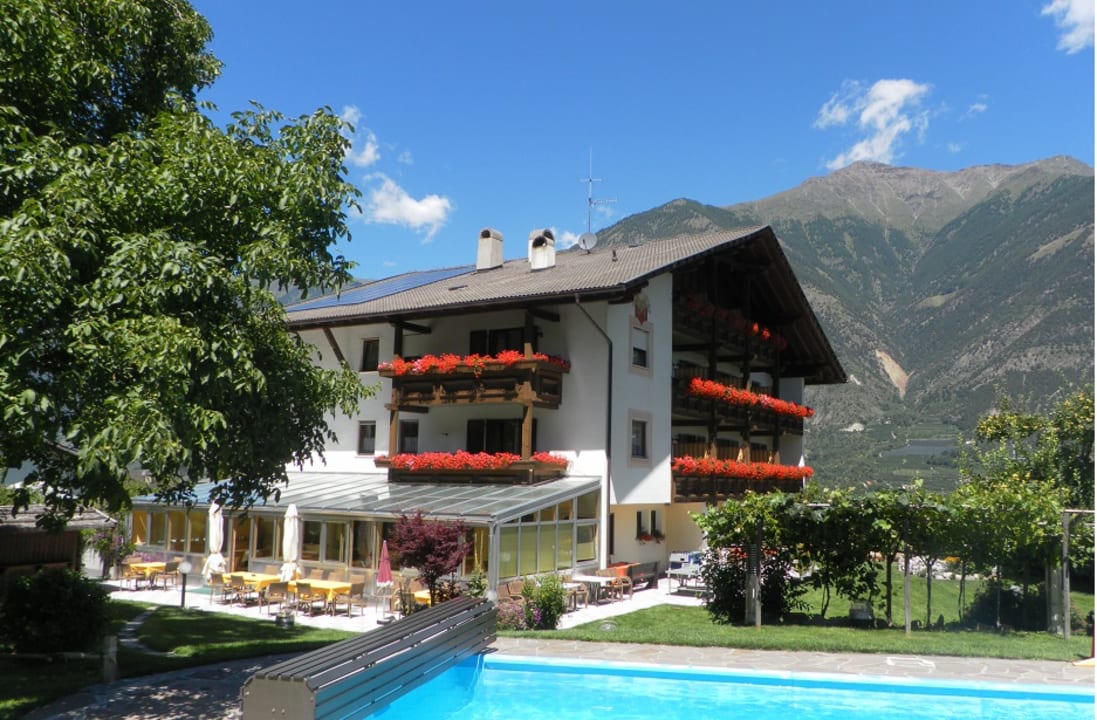 Außenansicht Hotel Montani