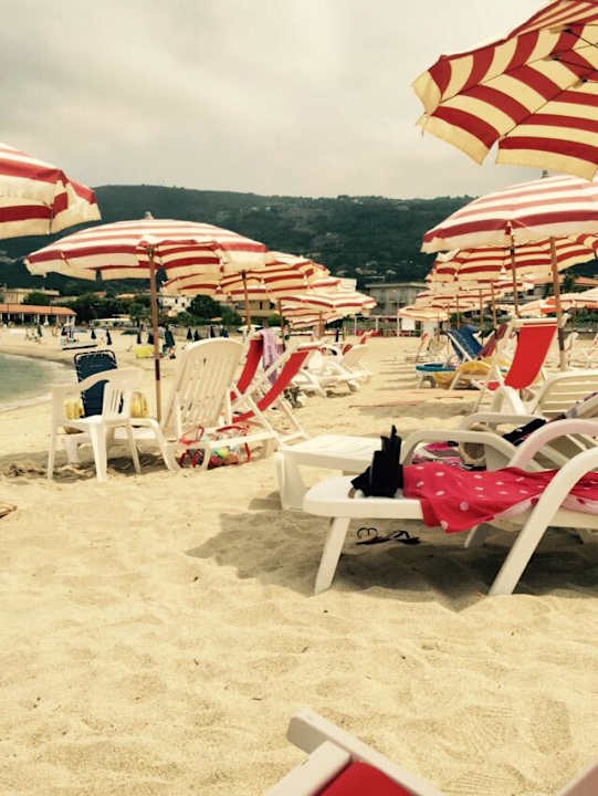 Strand schön leer Hotel Resort Lido Degli Aranci