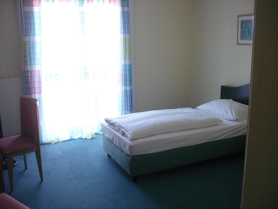 Bett H+ Hotel Erfurt